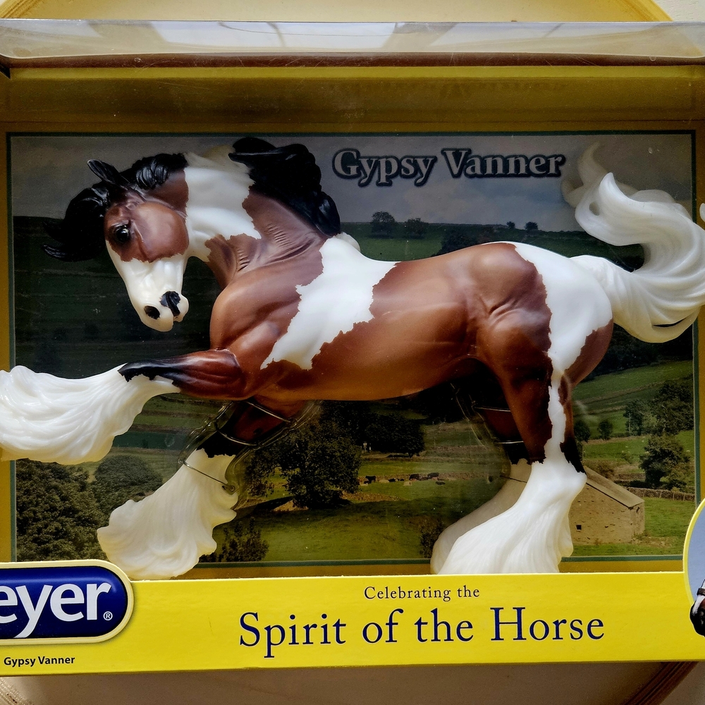 Breyer Gypsy Vanner Model in Brown and White